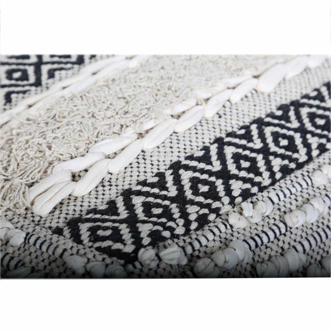 Boho kuutioistuinpouf Mara