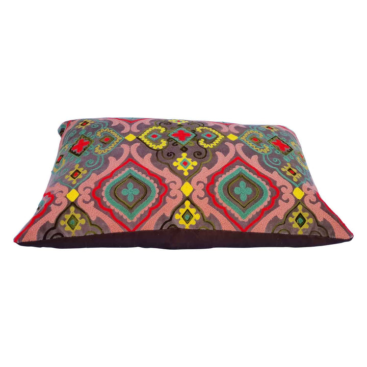 Mandala samettityyny Lola