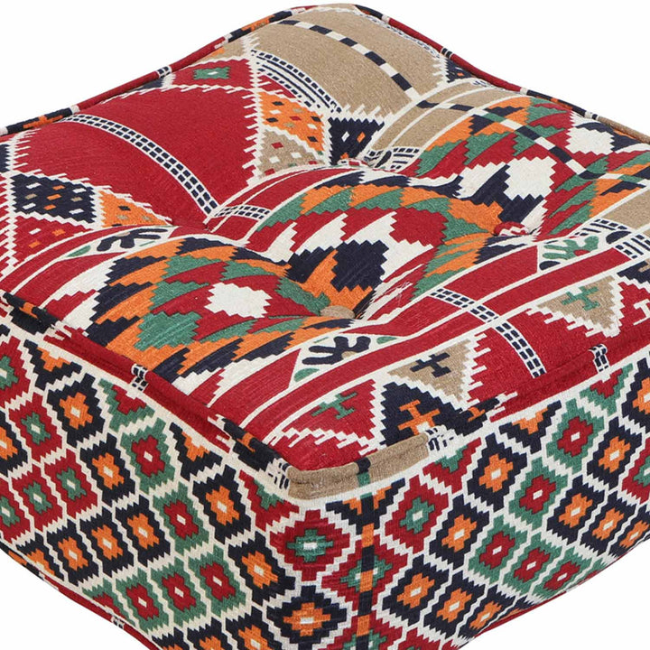 Itämainen istuinpouf kilim
