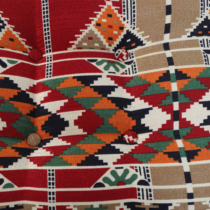 Itämainen istuinpouf kilim