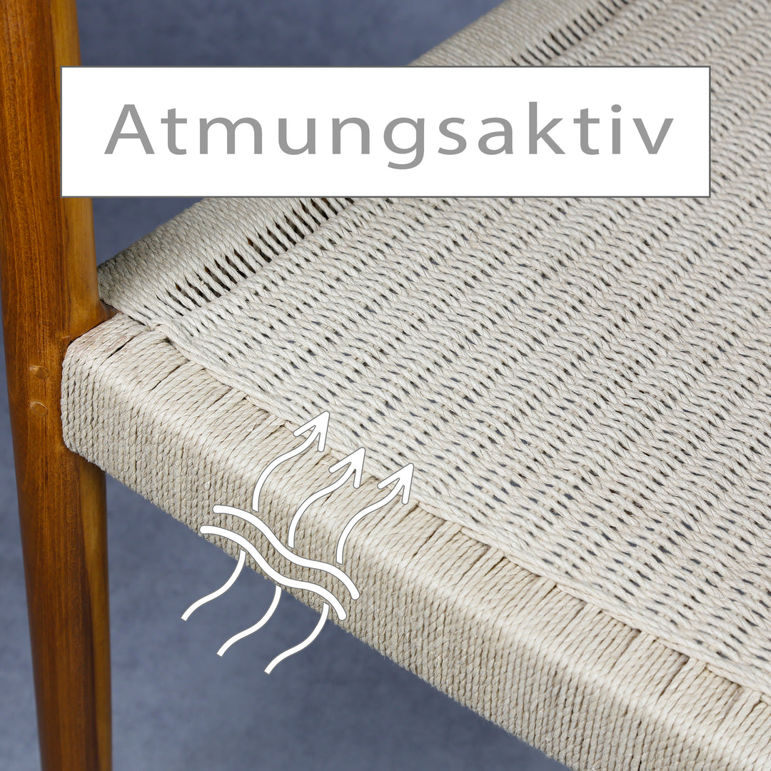 Puinen ruokasalin tuoli