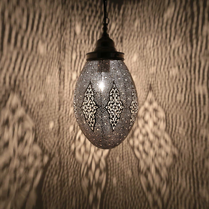 Itämainen hopeavalaisin Sanan
