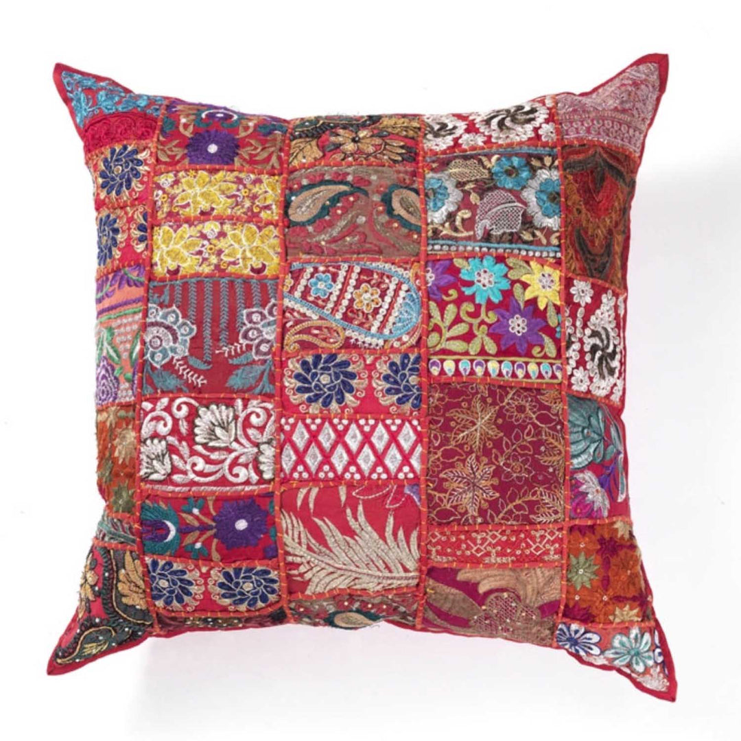 Intialainen patchwork-tyyny maaliskuu