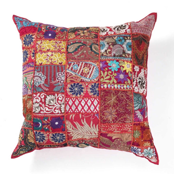 Intialainen patchwork-tyyny maaliskuu