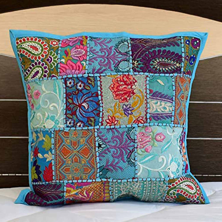 Intialainen patchwork-tyyny maaliskuu